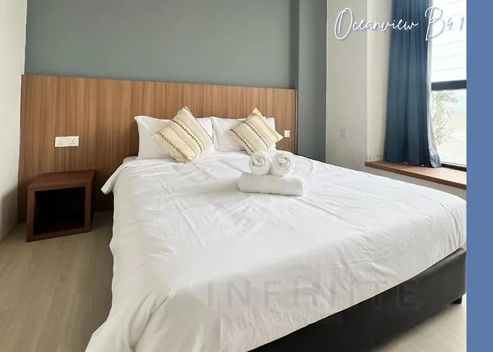 Roxy Sematan Beach Apartment 2Br Or Studio